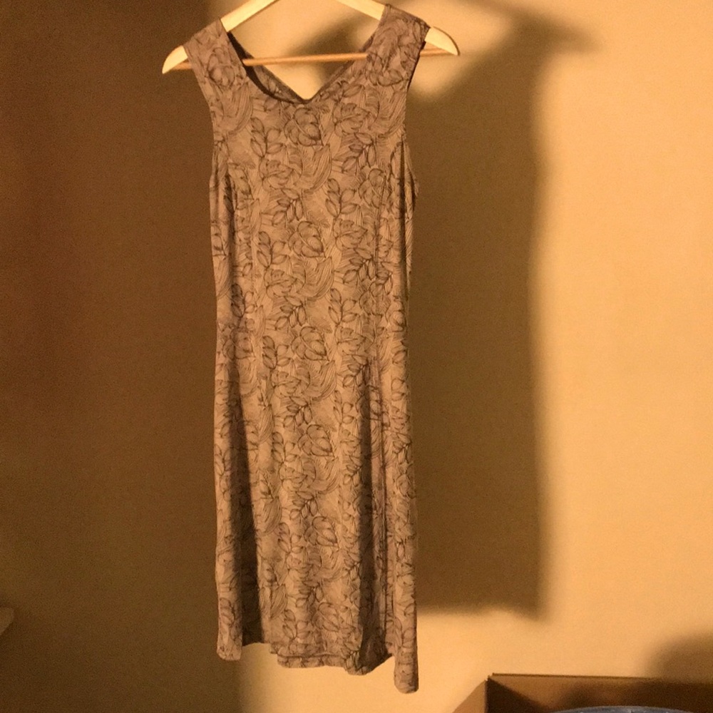 Dakini sleeveless midi dress